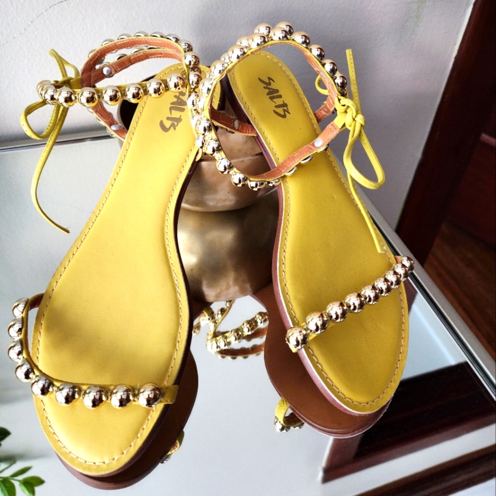 Brand new flat sandals